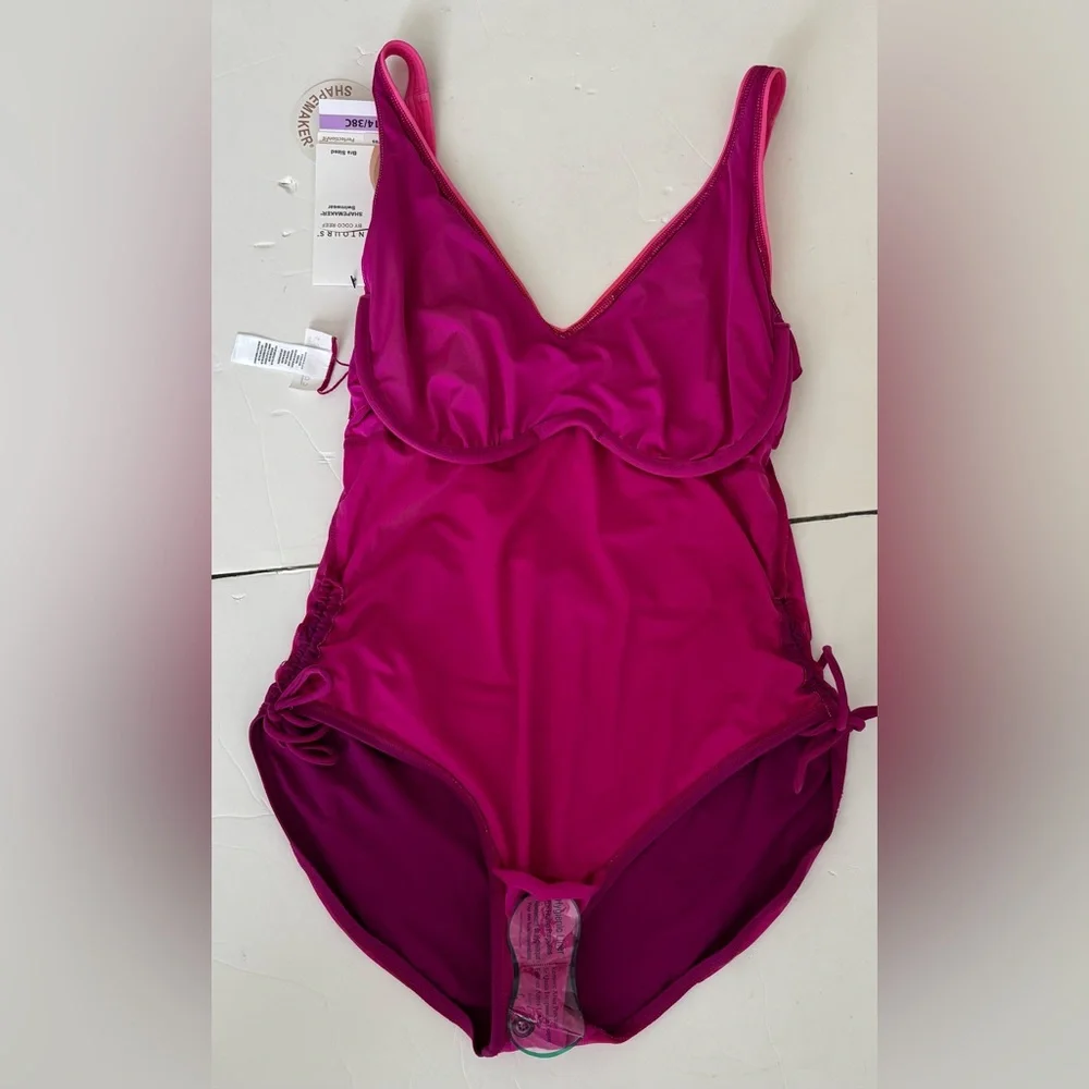 Contours by Coco Reef Swimwwear Magenta size 14/38C Underwire One piece Swim - Picture 8 of 9